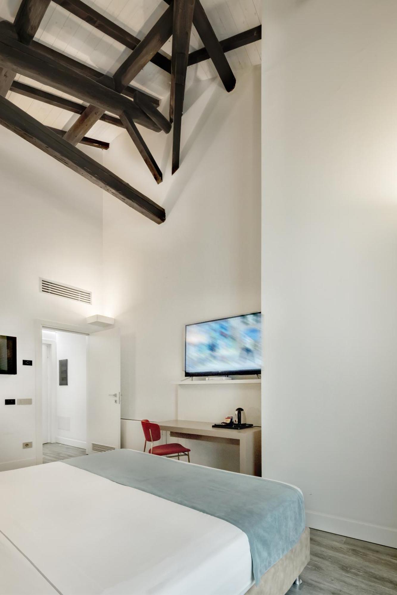Italia Hotel 3*
