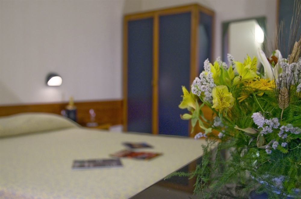 Italia Hotel 3*